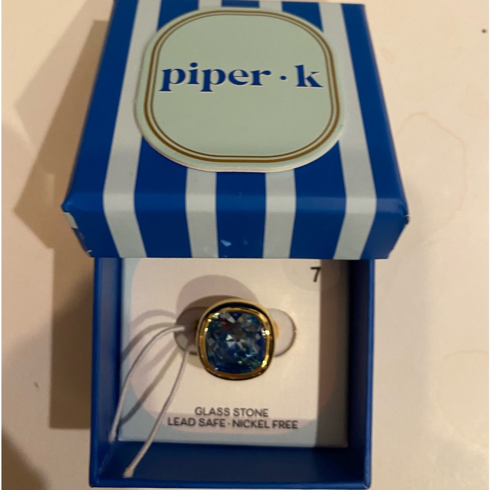 Piper K gold plated ring square shape deep blue glass stone size 7
